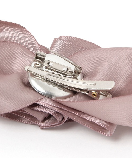 studio CLIP(スタディオクリップ)の「サテンリボンブローチ(ブローチ/コサージュ・レディース・ラベンダー/グレー/ホワイト・FREE)」の5枚目の写真