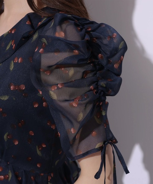 Rirandture（リランドチュール）の「チェリープリント楊柳ワンピース（ワンピース・レディース・ネイビー/オフホワイト・2/1）」の17枚目の写真