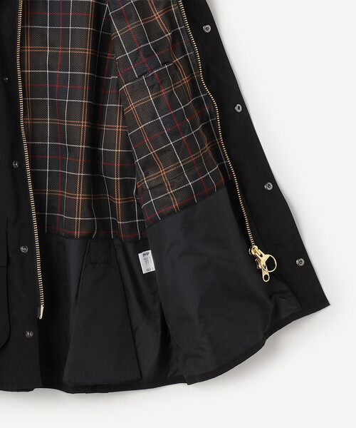 Barbour(バブアー)の「Barbour |〈別注〉BEDALE(オーバーサイズ フィット)WOMEN(カバーオール・レディース・オリーブ/ブラック/ブルー・S)」の9枚目の写真