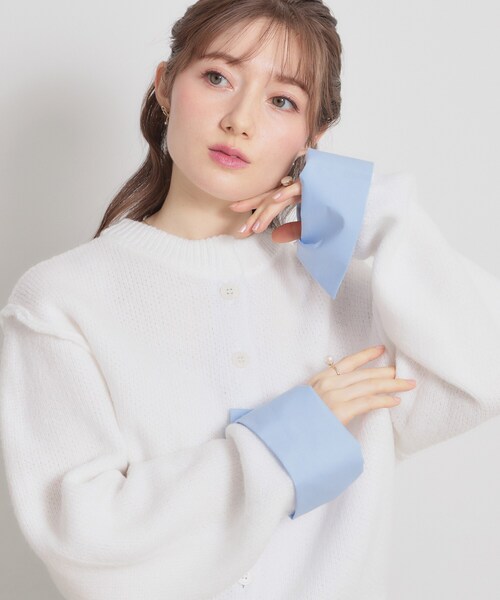 couture brooch(クチュールブローチ)の「シャツレイヤード風カーディガン(カーディガン/ボレロ・レディース・グレー/オフホワイト/ダークグレー・38)」の1枚目の写真