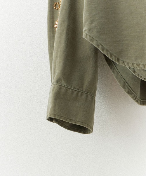 REMI RELIEF（レミレリーフ）の「REMI RELIEF/レミレリーフ WIDE MILITARY SHIRT (袖：スタッズ) ラウンドヘム ワイドシャツ 2026年春夏（シャツ/ブラウス・メンズ・カーキ・M/L/XL）」の8枚目の写真