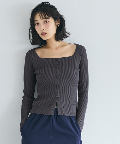 coca(coca)(コカ)の「スクエアニットボタントップス(ニット/セーター・レディース・チャコール/ブラック・L/M/S)」の3枚目の写真