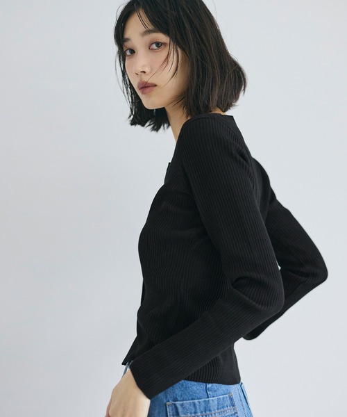 coca(coca)(コカ)の「スクエアニットボタントップス(ニット/セーター・レディース・チャコール/ブラック・L/M/S)」の12枚目の写真