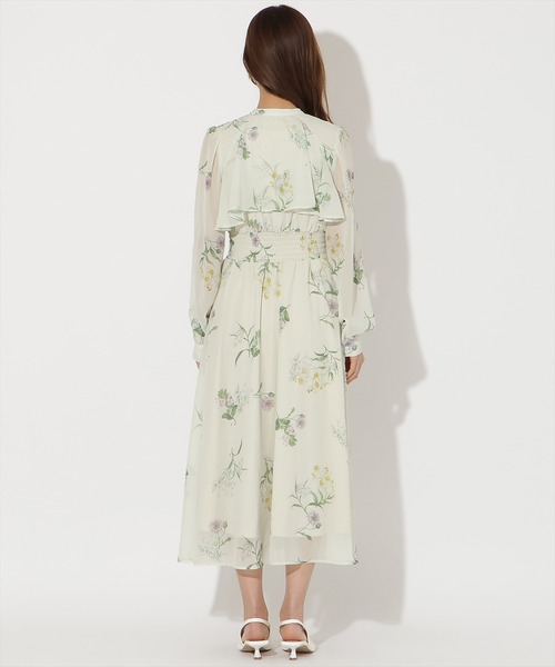 AND COUTURE(アンドクチュール)の「フリルケープフラワープリントワンピース(ワンピース・レディース・アイボリー/ブラック/ライトグリーン・FREE)」の22枚目の写真