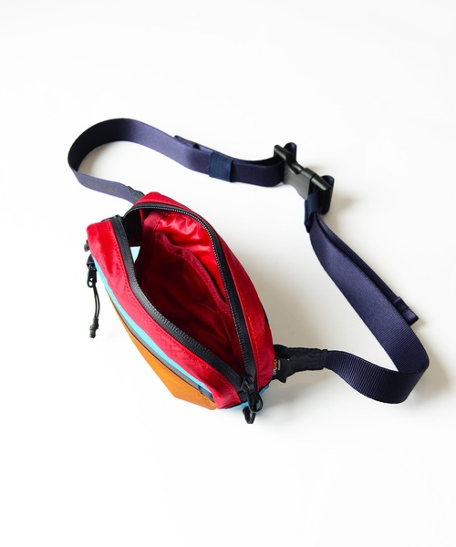 HOLIDAY（ホリデイ）の「HOLIDAY PACKABLE MINI MINI WAIST BAG (CRAZY) ホリデイパッカブルミニミニウエストバッグ (クレイジー)（ボディバッグ/ウエストポーチ・レディース・マルチ・ONE SIZE）」の3枚目の写真