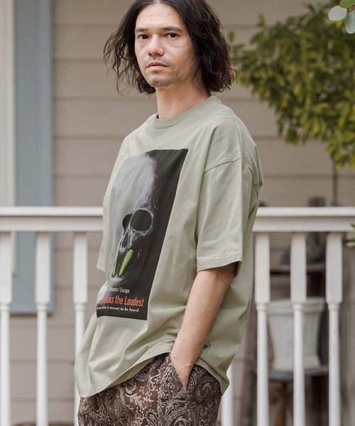 CAMBIO(カンビオ)の「mt10266- ビッグシルエットプリントT(Silence Speaks the Loudest) Tシャツ(CASD-172)(Tシャツ/カットソー・メンズ・ミックスグレー/セージグリーン/ホワイト・XL/L/M/S)」の3枚目の写真