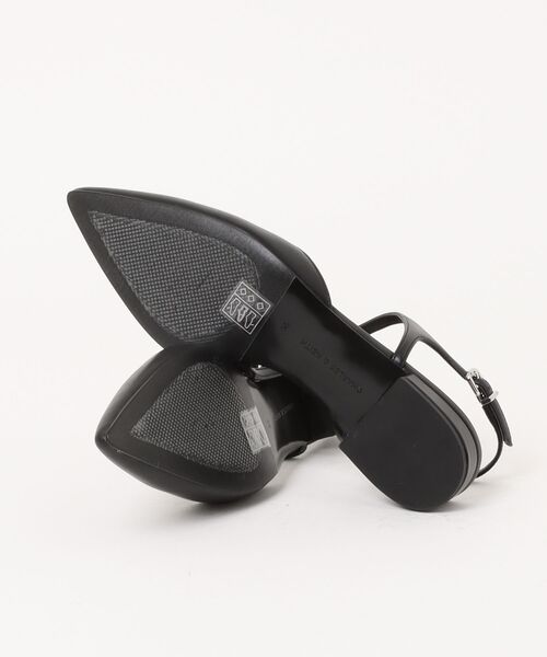 CHARLES & KEITH(チャールズ & キース)の「Cordeliaコーディリアポインテッドスリングバックフラット(パンプス・レディース・ブラック/その他3/オフホワイト・24.5cm/23.5cm/23cm/22.5cm/25.5cm/25cm)」の13枚目の写真