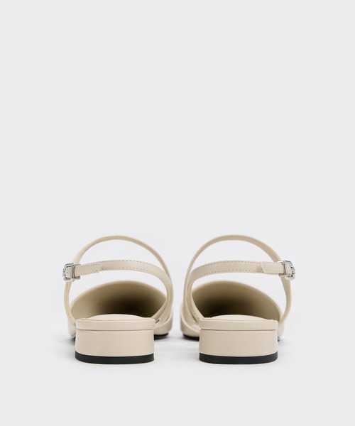CHARLES & KEITH(チャールズ & キース)の「Cordeliaコーディリアポインテッドスリングバックフラット(パンプス・レディース・ブラック/その他3/オフホワイト・24.5cm/23.5cm/23cm/22.5cm/25.5cm/25cm)」の15枚目の写真