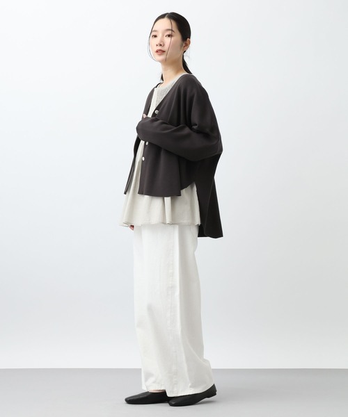 studio CLIP(スタディオクリップ)の「《natural by clip》12ゲージサークルVネックカーディガン(カーディガン/ボレロ・レディース・ブルー/チャコール/アイボリー・FREE)」の12枚目の写真