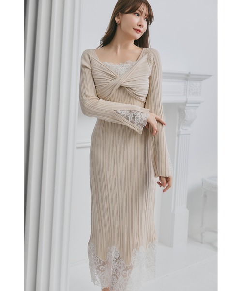 Her lip to(ハーリップトゥー)の「Lilou Lace Hem Knit Dress(ワンピース・レディース・ベージュ系・S/M)」の4枚目の写真