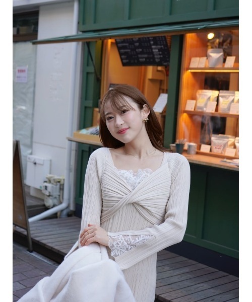 Her lip to(ハーリップトゥー)の「Lilou Lace Hem Knit Dress(ワンピース・レディース・ベージュ系・S/M)」の15枚目の写真