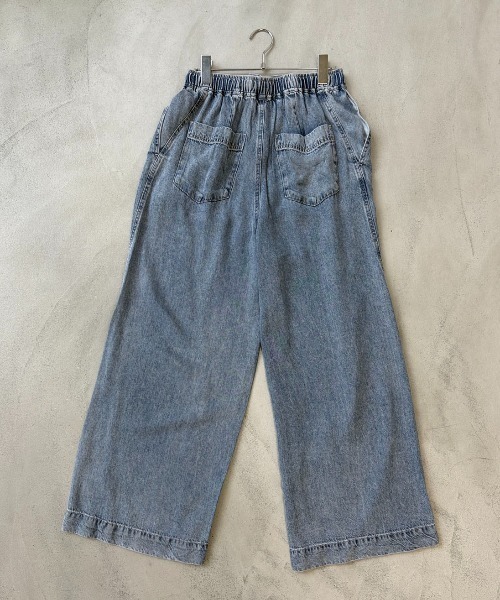 AIC.(エーアイシー)の「接触冷感テンセルデニムイージーパンツ(デニムパンツ・レディース・ブラック/ブルー・FREE)」の4枚目の写真