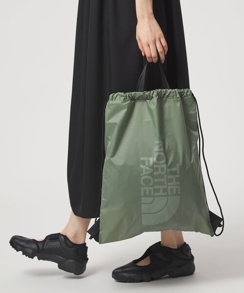 THE NORTH FACE（ザノースフェイス）の「＜THE NORTH FACE＞ピーエフサックパック（13L） / リュック（バックパック/リュック・レディース・ブラック/オリーブ/パープル・FREE）」の8枚目の写真