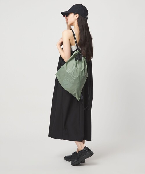 THE NORTH FACE（ザノースフェイス）の「＜THE NORTH FACE＞ピーエフサックパック（13L） / リュック（バックパック/リュック・レディース・ブラック/オリーブ/パープル・FREE）」の9枚目の写真