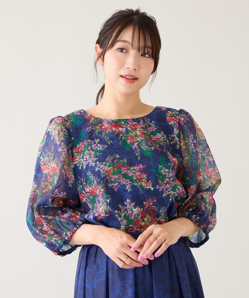 Rose Tiara(ローズティアラ)の「【セットアップ対応】フラワーブーケ柄パフスリーブブラウス(シャツ/ブラウス・レディース・ネイビー/イエロー・38/42/46)」の16枚目の写真