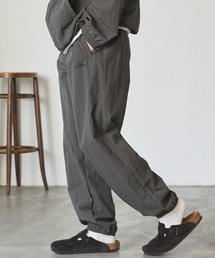 The unormwind（ザアンノームワインド）の「イージーパンツ（その他パンツ）」