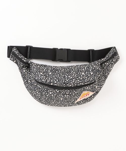 TSURUYA（ツルヤ）の「《KELTY》DP MINI FANNY（ボディバッグ/ウエストポーチ・メンズ・ブラック/ブルー/ゴールド/ベージュ・フリー）」の2枚目の写真