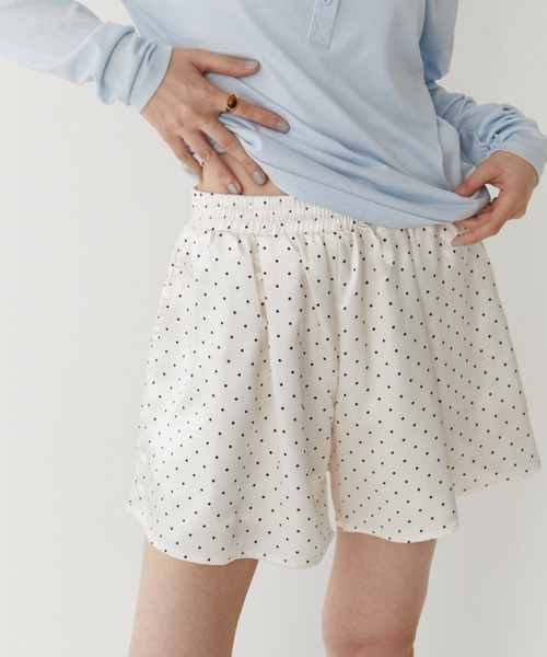 VION(ヴィオン)の「ミニマルドットイージーショートパンツ / Minimal Dot Easy Short Pants(その他パンツ・レディース・ホワイト/ブラック・M/S)」の7枚目の写真