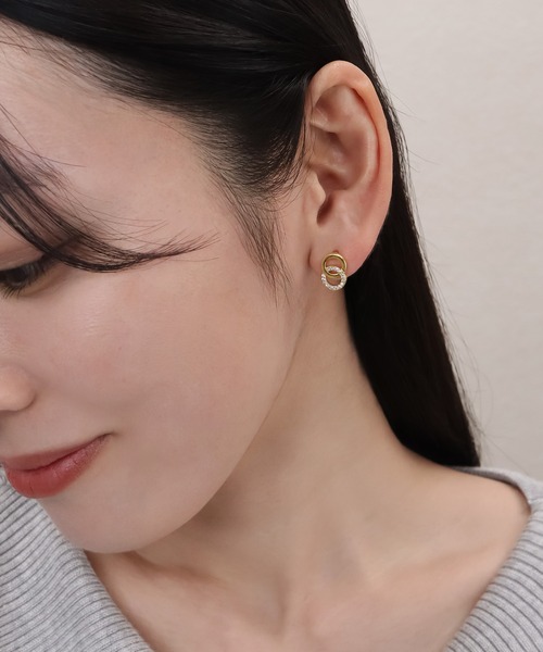 blackdia ocean(ブラックダイヤオーシャン)の「blackdia ocean ジルコニアダブルリングピアス/イヤリング(ピアス(両耳用)・レディース・ゴールド系その他/シルバー系その他/ゴールド/シルバー・FREE)」の3枚目の写真