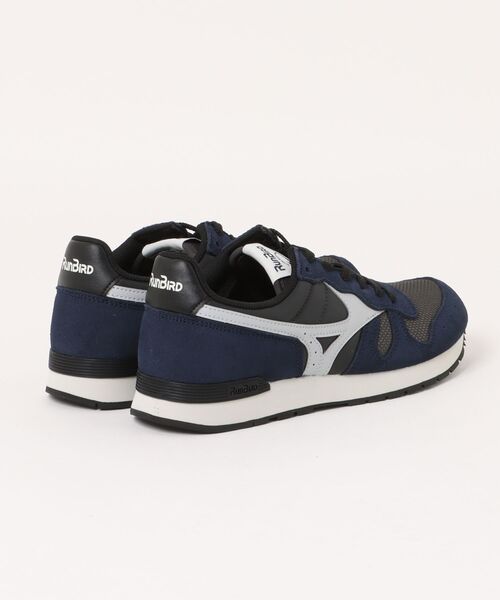 ASBee(アスビー)の「mizuno ミズノ ML87 メンズスニーカー D1GA2614 02 ダークグレー/ライトグレー/ネイビー(スニーカー・メンズ・ダークグレー・25.5cm/26.0cm/26.5cm/27.0cm/27.5cm/28.0cm/29.0cm/30.0cm)」の2枚目の写真