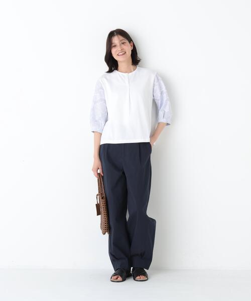 human woman（ヒューマンウーマン）の「◆【ウォッシャブル】コットンワッシャーバレルパンツ（その他パンツ・レディース・ベージュ/ネイビー・MEDIUM）」の17枚目の写真