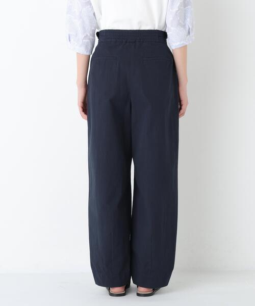 human woman（ヒューマンウーマン）の「◆【ウォッシャブル】コットンワッシャーバレルパンツ（その他パンツ・レディース・ベージュ/ネイビー・MEDIUM）」の21枚目の写真
