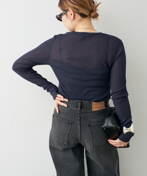 Deuxieme Classe（ドゥーズィエムクラス）の「*TOTAN Sheer Tシャツ（Tシャツ/カットソー・レディース・ベージュ/ネイビー/ウッド・FREE）」の16枚目の写真