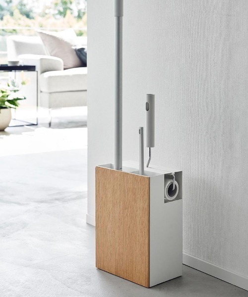 LBC(エルビーシー)の「クリーナーツールオーガナイザー リン (RIN)1745,1746(収納グッズ・レディース・ブラウン/ナチュラル・FREE)」の2枚目の写真