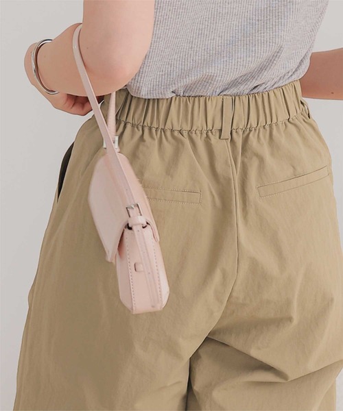 titivate(ティティベイト)の「撥水ワイドデザインパンツ(その他パンツ・レディース・ベージュ/ライトベージュ/ブラック・L/M/S/SP)」の10枚目の写真