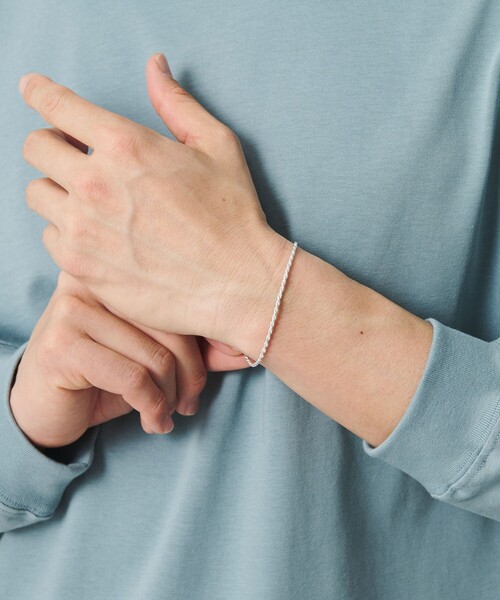 BEAUTY&YOUTH UNITED ARROWS（ビューティーアンドユースユナイテッドアローズ）の「SILVER925 ツイスト ブレスレット（ブレスレット・メンズ・シルバー・FREE）」の6枚目の写真