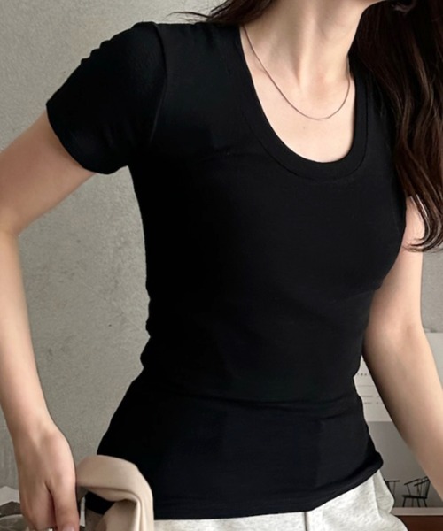 Eclat one（エクラワン）の「【Eclat one】深Uネック ベーシック半袖Tシャツ（Tシャツ/カットソー・レディース・イエロー/ホワイト/グレー/ブラック・FREE）」の13枚目の写真