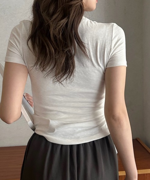 Eclat one（エクラワン）の「【Eclat one】深Uネック ベーシック半袖Tシャツ（Tシャツ/カットソー・レディース・イエロー/ホワイト/グレー/ブラック・FREE）」の17枚目の写真