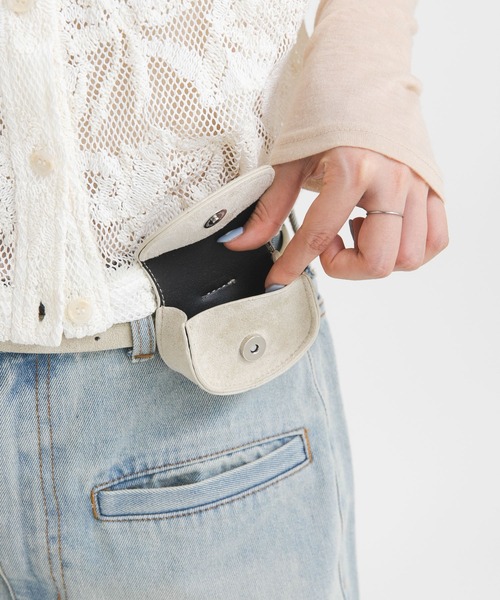 KBF（ケイビーエフ）の「ミニポーチベルト（ベルト・レディース・ライトグレー/ブラウン・ONE）」の5枚目の写真