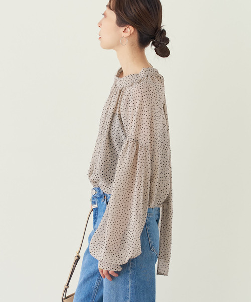 Noble(ノーブル)の「【洗える】ドットシフォンギャザーボウタイブラウス(シャツ/ブラウス・レディース・ブラック/ベージュ・FREE)」の13枚目の写真