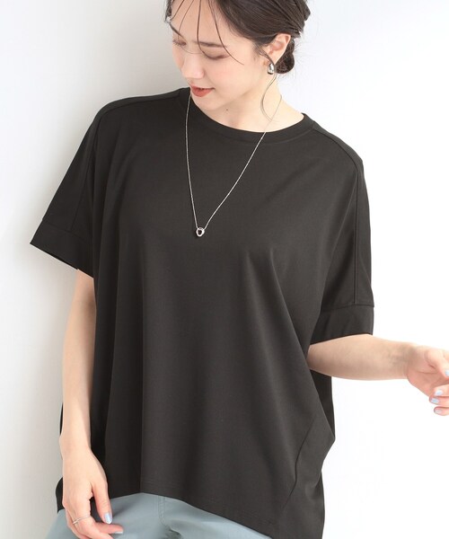 SHOO・LA・RUE(シューラルー)の「【新色追加/ひんやり/UV/S-LL/体型カバー】秋まで着られる ひやとろドルマンTシャツ(Tシャツ/カットソー・レディース・ダークブラウン/サックスブルー/ブラック/ホワイト系5・04/03/02/01)」の1枚目の写真