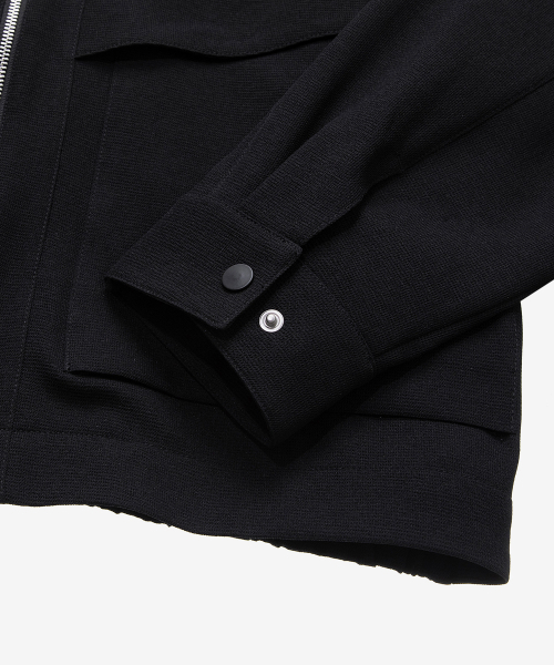 MINDBRIDGE（マインドブリッジ）の「[COUTURE]ブラック変形ミニマルブルゾン（ブルゾン・メンズ・ブラック・110/105/100/95）」の4枚目の写真