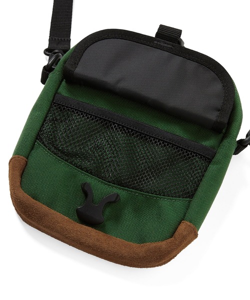 thisisneverthat(ディスイズネバーザット)の「T-Logo Shoulder Bag(ショルダーバッグ・メンズ・グリーン/ブラック・FREE)」の7枚目の写真