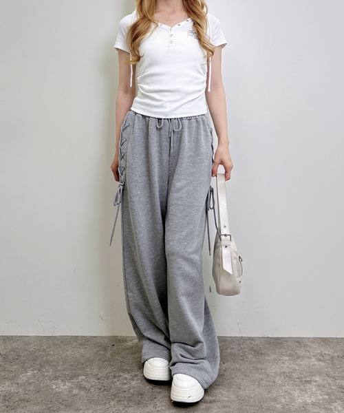 INGNI(イング)の「ヘンリーネックフードリブトップス(Tシャツ/カットソー・レディース・ブラック系7/ブラック/オフホワイト/グレー・M)」の11枚目の写真