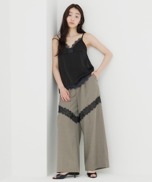 SENEE(セニー)の「lace docking wide pants(レースドッキングワイドパンツ)(スラックス・レディース・グレー/ブラック/ベージュ・MEDIUM/SMALL)」の19枚目の写真