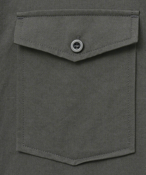 NOIRER(ノイア)の「リネンコットンルーズフィットワークシャツ(グレイシーカキ)(シャツ/ブラウス・メンズ・その他・48/50/52)」の5枚目の写真