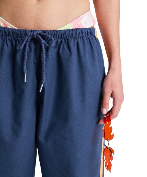 ROXY(ロキシー)の「ROXY ウィメンズ WELCOME HOME PANT ロングパンツ 【2026年春夏モデル】/ウエストゴム(その他パンツ・レディース・ブラック系その他2/ネイビー・MEDIUM/SMALL/X-SMALL)」の12枚目の写真