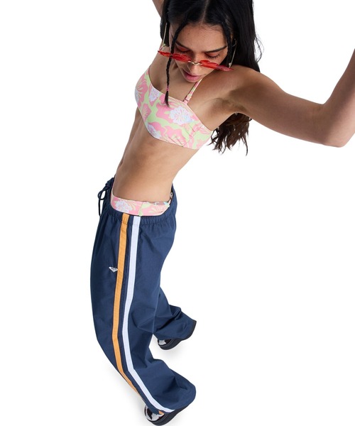 ROXY(ロキシー)の「ROXY ウィメンズ WELCOME HOME PANT ロングパンツ 【2026年春夏モデル】/ウエストゴム(その他パンツ・レディース・ブラック系その他2/ネイビー・MEDIUM/SMALL/X-SMALL)」の14枚目の写真