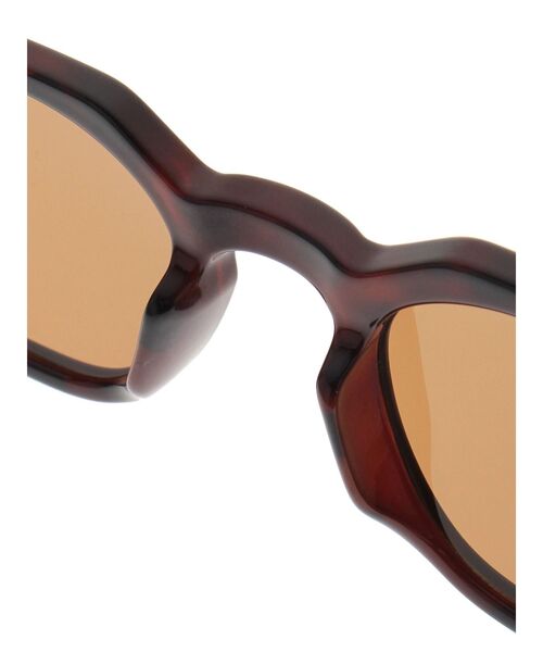 ELENDEEK(エレンディーク)の「FACET FRAME SUNGLASSES(サングラス・レディース・ブラック/ブラウン/ベージュ・FREE)」の19枚目の写真