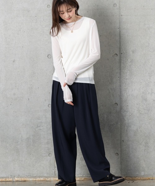 MAISONCOMFY (メゾンコンフィ)の「【ほんのり透け感のあるシアーカットソー】1枚でもレイヤードでも「サマ」になる優秀アイテム(Tシャツ/カットソー・レディース・ブラック/サックスブルー/ホワイト・FREE)」の4枚目の写真