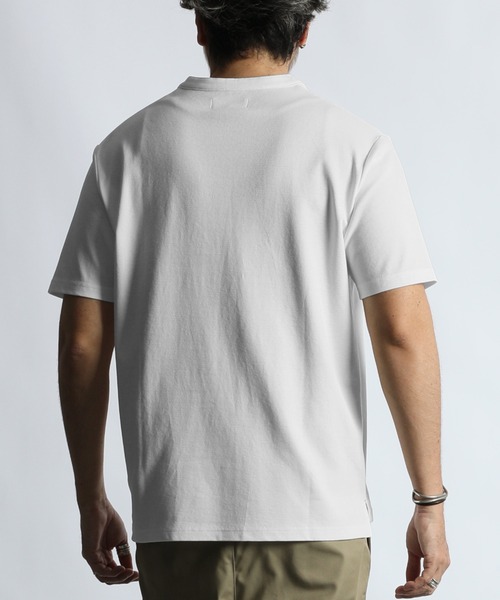 The DUFFER of ST.GEORGE(ザダファーオブセントジョージ)の「'COOLFIBER' PLATING V-NECK OPEN COLLAR TEE:吸水速乾・防シワ クールファイバー Vネック オープンカラー スキッパーTシャツ(Tシャツ/カットソー・メンズ・チャコールグレー/ホワイト/ブラック/ネイビー・SMALL/X-LARGE/LARGE/MEDIUM)」の14枚目の写真