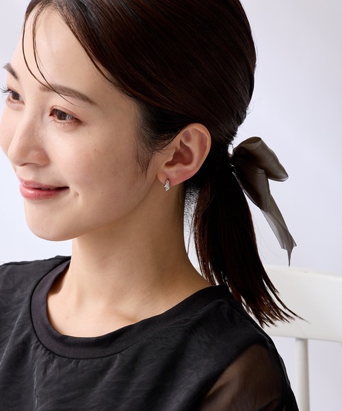 CALIN STANDARD(カリンスタンダード)の「◆金属アレルギー対応◆◆made in japan◆【片手でスムースワンタッチ】ツイストダブルライン ミニスムースピアス(ピアス(両耳用)・レディース・ピンクゴールド/ゴールド/シルバー・FREE)」の17枚目の写真