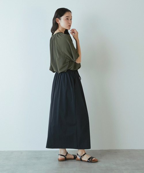 LOGEMENT DE CLAIRE(ロジュモンドクレール)の「【Allease/オールイーズ】ギャザーカットブラウス(Tシャツ/カットソー・レディース・モカ/カーキ/ブラック/オフホワイト・FREE)」の15枚目の写真