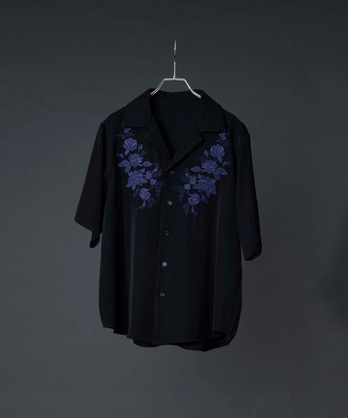 Ellno Loset(エルノロゼット)の「【機能性付き】ローズ刺繍開襟シャツ/SETUP対応(シャツ/ブラウス・メンズ・ブラック/チャコール/オフホワイト・LARGE/MEDIUM/SMALL)」の6枚目の写真