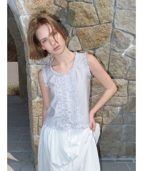 ETMON(エトモン)の「Double Frill Sleeveless Blouse, Blue Grey(シャツ/ブラウス・レディース・その他・F)」の3枚目の写真