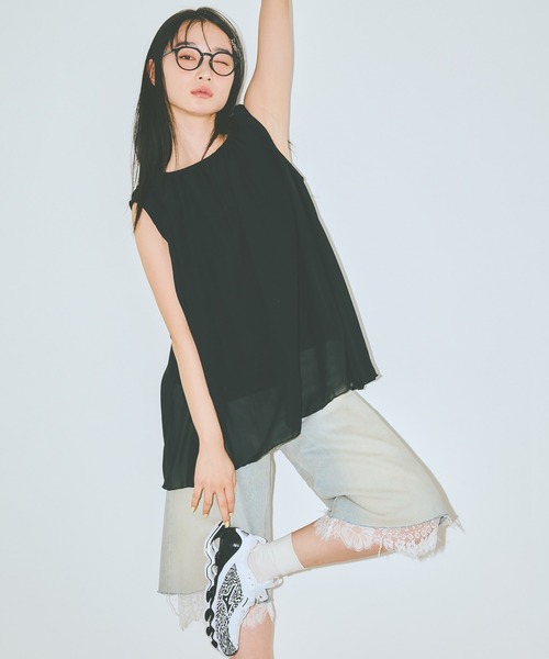 COLORME(カラーミー)の「【AKB48 伊藤百花 着用】シフォンノースリーブトップス(シャツ/ブラウス・レディース・ブラック/ライトブルー・FREE)」の11枚目の写真